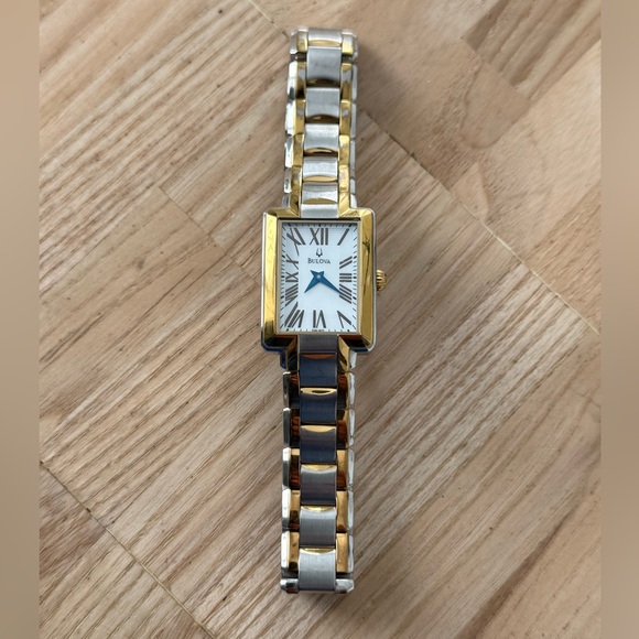 Bulova Curvex Luxury Watch Two-Tone Bracelet White Rectangular Dial Blue Hands main image 9